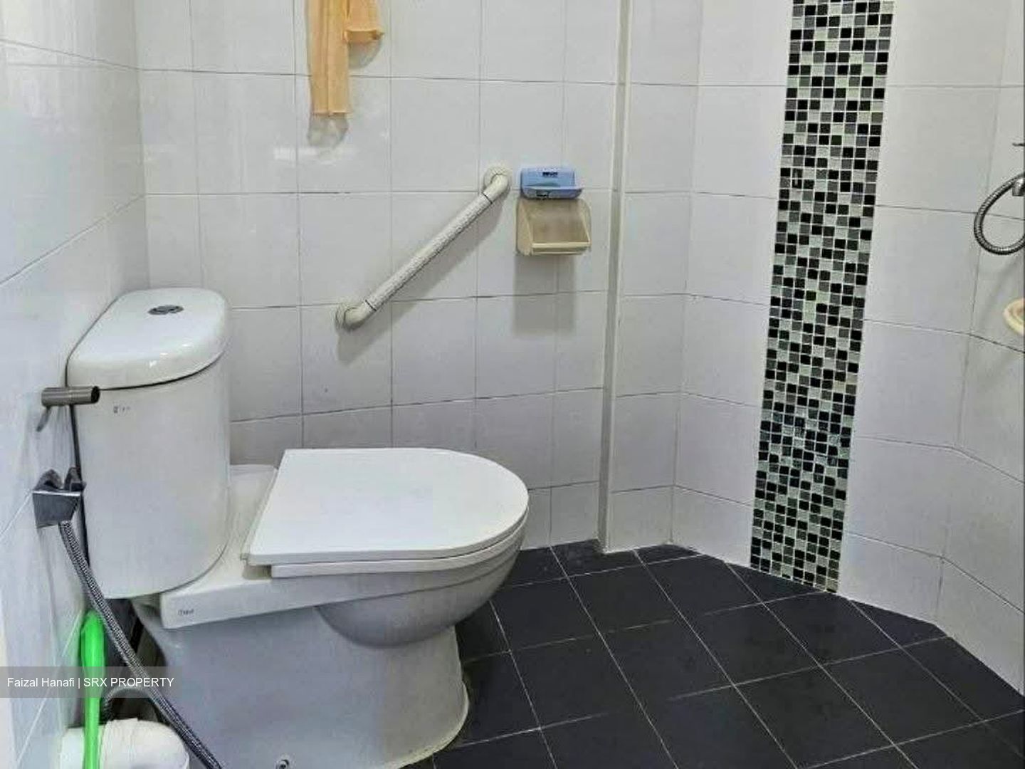 Blk 244 Jurong East Street 24 (Jurong East), HDB 3 Rooms #548832261